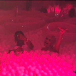 Meet your Posher, Anaya